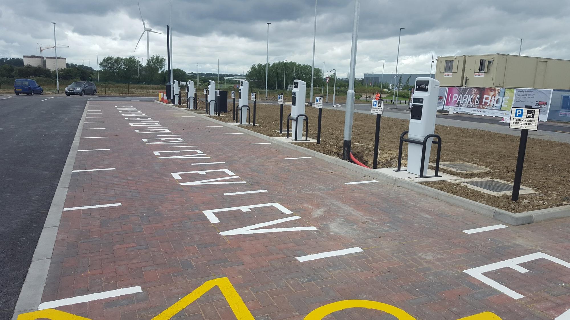 What Is The Best Type Of Tarmac Restorer?